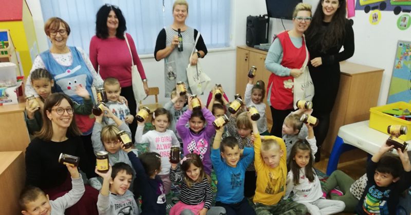 I protekle godine donirali smo zdravu hranu i omogućili stručna predavanja o važnosti iste – Dječji vrtić „Ježić“ Baška Voda